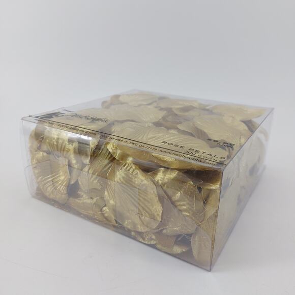 His & Hers Gold Faux Flower Rose Petals Floral 300 Count Wedding Event Party - Picture 5 of 8